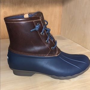 Sperry  saltwater boots size 8 model STA98301.